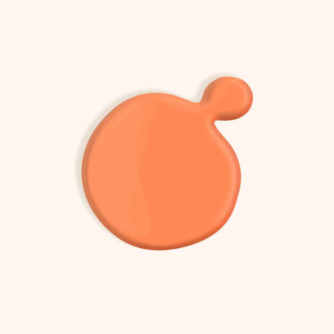 Pastel peach nail polish for summer nails