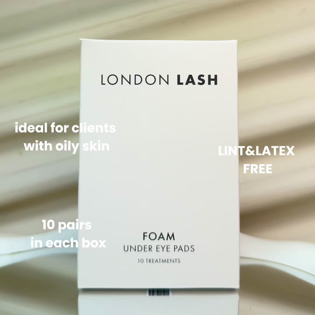 Coussinets en mousse sous les yeux