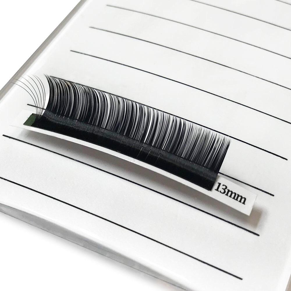 acrylic lash palette for eyelash extensions with a curved surface