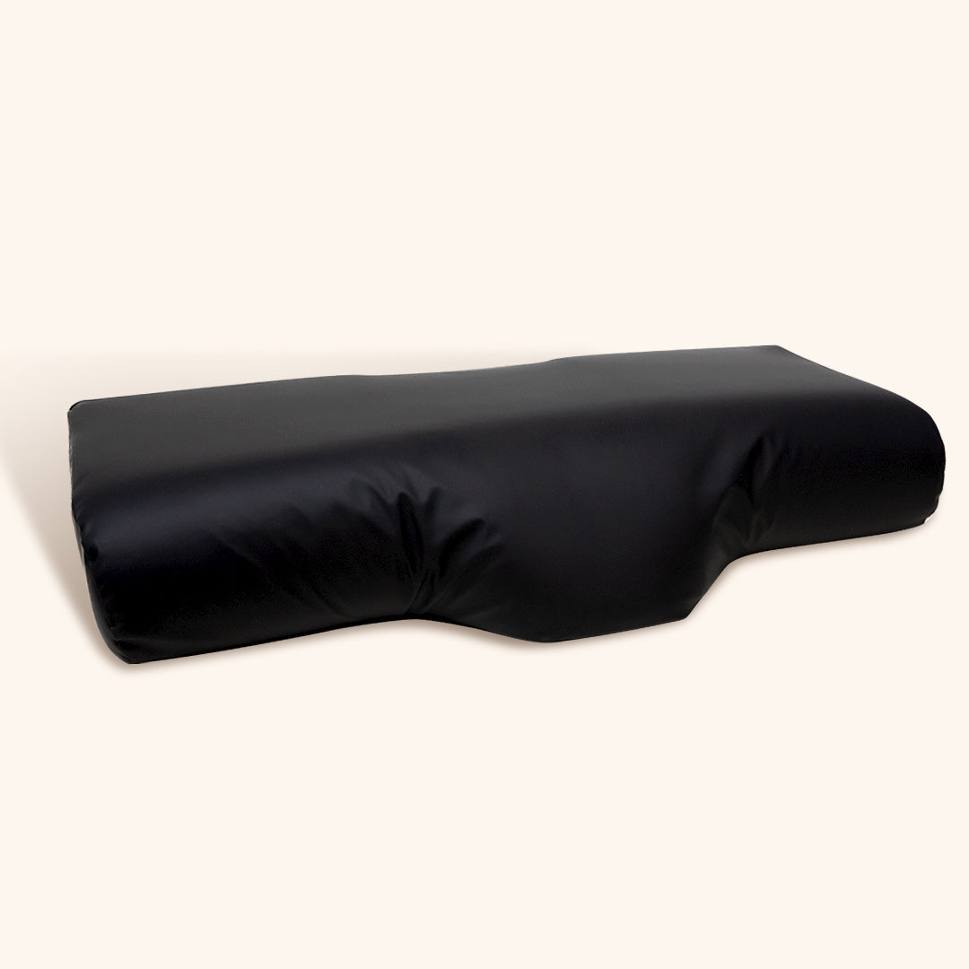 the london lash memory foam neck pillow in black