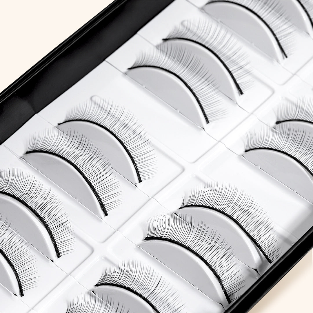 Practice Lashes in Tray